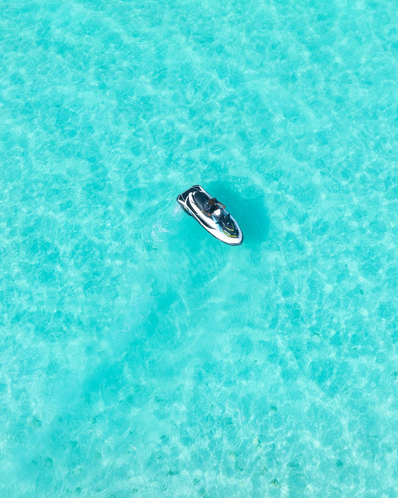 Araamu Hotels Maldives At Dhiffushi Bagian luar foto