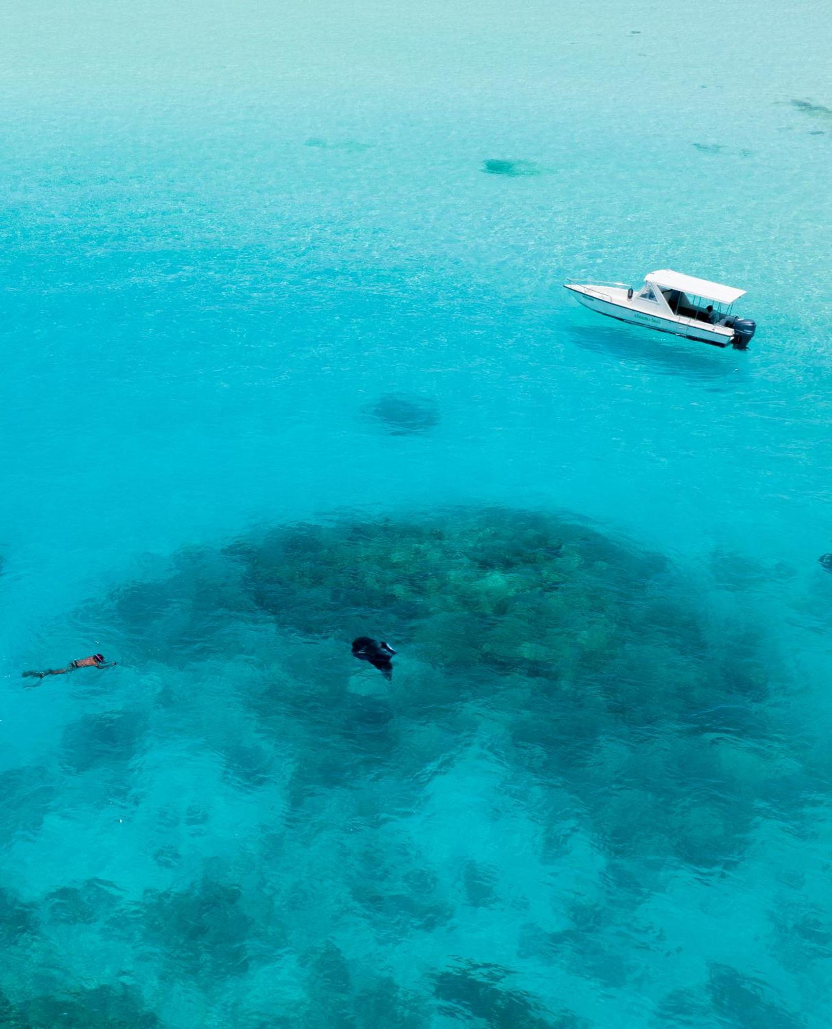 Araamu Hotels Maldives At Dhiffushi Bagian luar foto