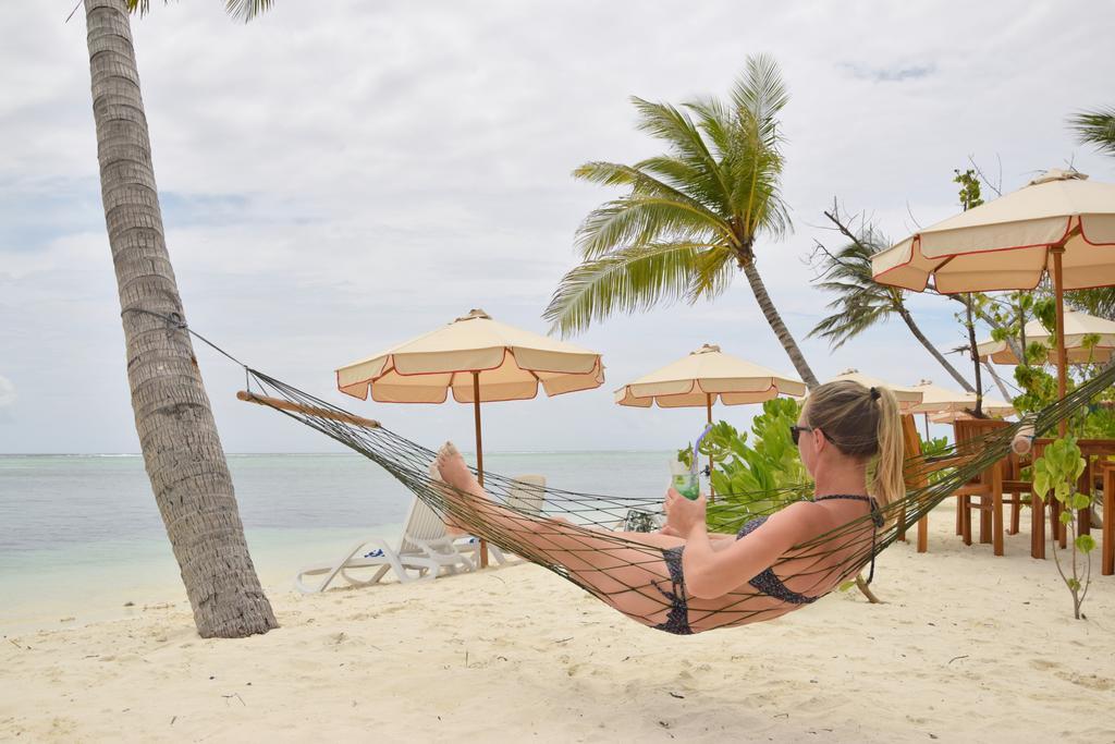 Araamu Hotels Maldives At Dhiffushi Bagian luar foto